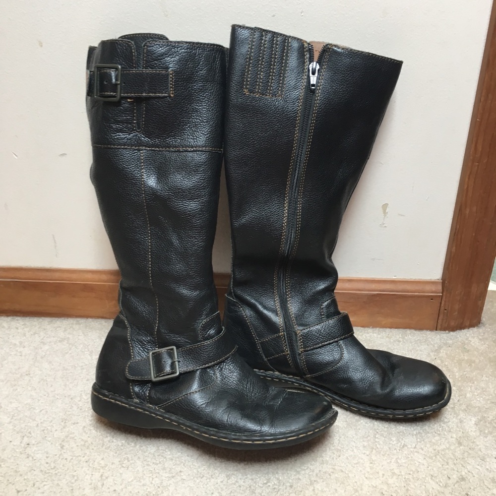 Cabela’s black boots